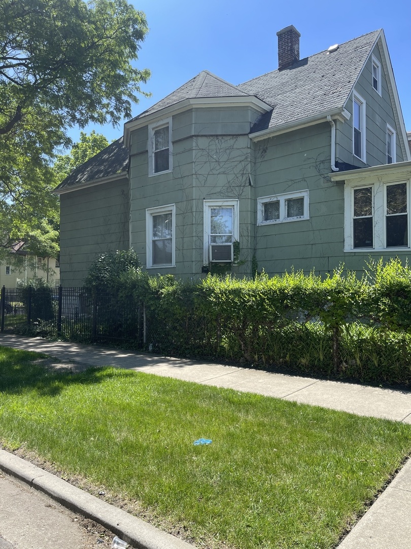 1032 W 88th Street