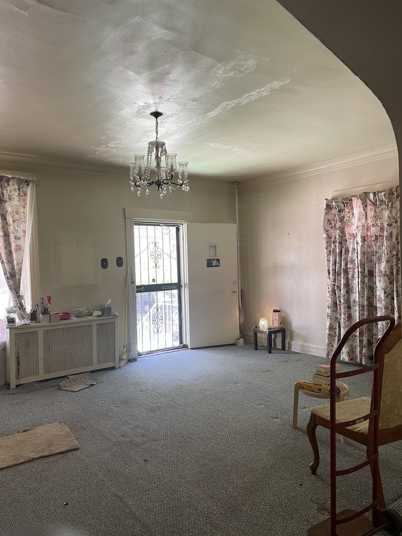 1032 W 88th Street