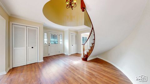 Tiny photo for 7942 COUNTRY CLUB Lane, Elmwood Park, IL 60707 (MLS # 12464161)