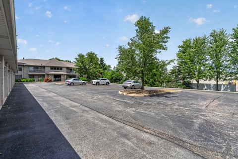 Tiny photo for 1011 Ashley Court S #2D, Lockport, IL 60441 (MLS # 12677919)