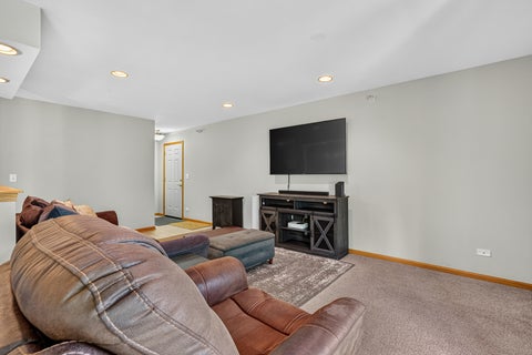 Tiny photo for 1011 Ashley Court S #2D, Lockport, IL 60441 (MLS # 12677919)