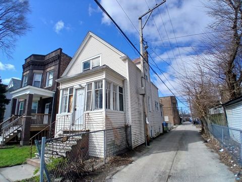 Tiny photo for 7614 S Dante Avenue, Chicago, IL 60619 (MLS # 12620219)