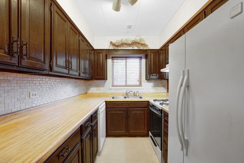 Tiny photo for 1940 183rd Street #1D, Homewood, IL 60430 (MLS # 12472355)