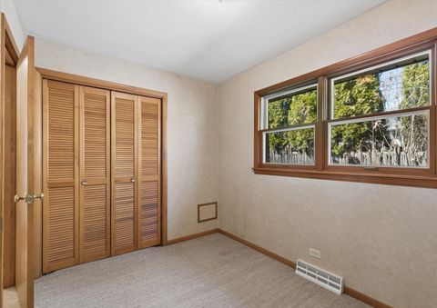 Tiny photo for 1473 Edgewood Road, Lake Forest, IL 60045 (MLS # 12504907)