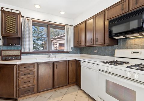 Tiny photo for 1473 Edgewood Road, Lake Forest, IL 60045 (MLS # 12504907)