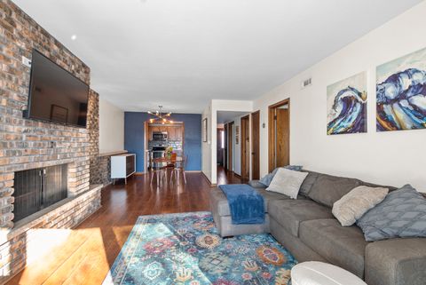 Tiny photo for 3N550 Crown Road #2, Elmhurst, IL 60126 (MLS # 12552806)