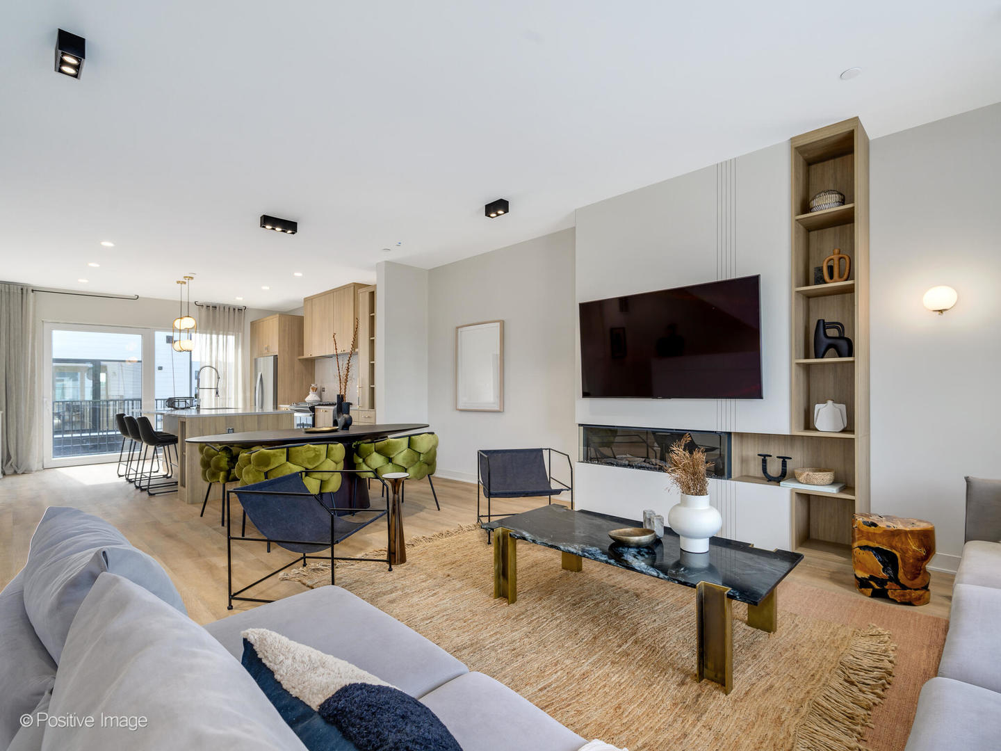 3002 Cottonwood Lane