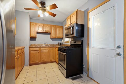 Tiny photo for 3324 Lynwood Avenue, South Chicago Heights, IL 60411 (MLS # 12569436)