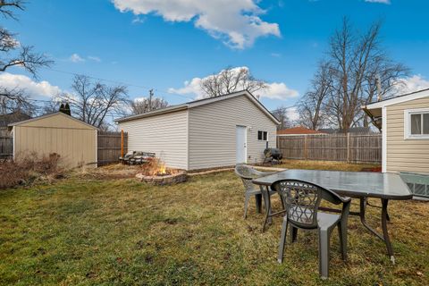 Tiny photo for 3324 Lynwood Avenue, South Chicago Heights, IL 60411 (MLS # 12569436)