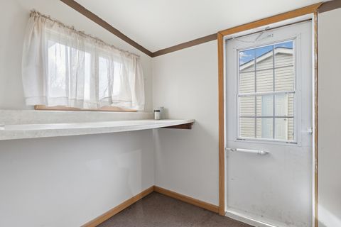 Tiny photo for 3324 Lynwood Avenue, South Chicago Heights, IL 60411 (MLS # 12569436)