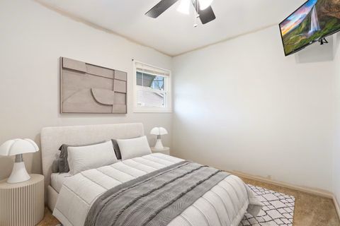 Tiny photo for 3324 Lynwood Avenue, South Chicago Heights, IL 60411 (MLS # 12569436)