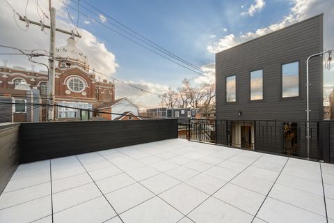 Tiny photo for 1915 N Wood Street, Chicago, IL 60622 (MLS # 12591495)