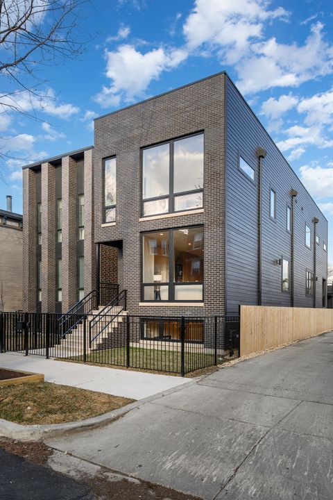 Tiny photo for 1915 N Wood Street, Chicago, IL 60622 (MLS # 12591495)