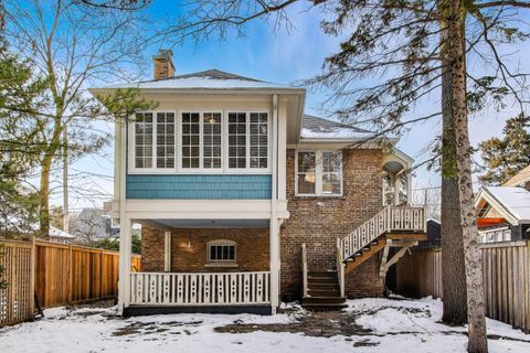 1632 Wesley Avenue Evanston IL 60201