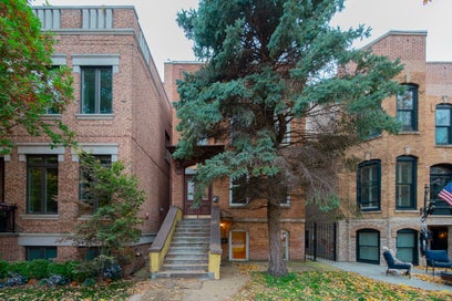 822 S Bishop Street 1 Chicago IL 60607