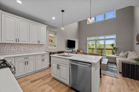 Tiny photo for 64 Prairie Court, Wheeling, IL 60090 (MLS # 12458977)