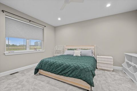 Tiny photo for 64 Prairie Court, Wheeling, IL 60090 (MLS # 12458977)
