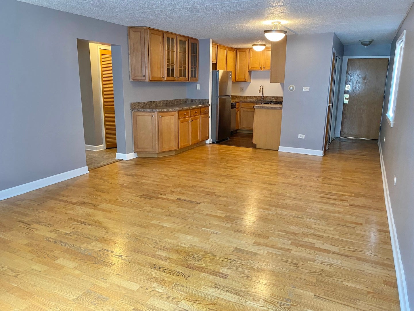 5580 S Archer Avenue 1C