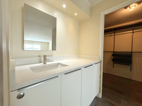 Tiny photo for 502 W Huntington Commons Road #438, Mount Prospect, IL 60056 (MLS # 12759904)