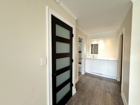 Tiny photo for 502 W Huntington Commons Road #438, Mount Prospect, IL 60056 (MLS # 12759904)