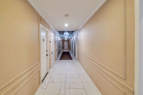 Tiny photo for 2909 N Sheridan Road #1703, Chicago, IL 60657 (MLS # 12674823)