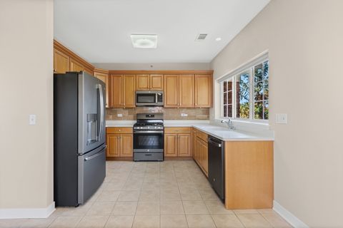 Tiny photo for 2671 Stone Circle #208, Geneva, IL 60134 (MLS # 12551549)