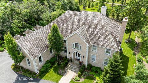 Tiny photo for 301 Belle Foret Drive, Lake Bluff, IL 60044 (MLS # 12577407)