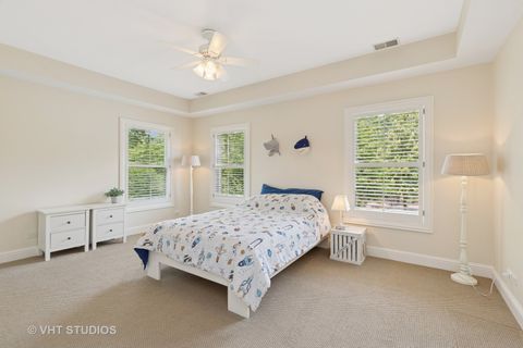 Tiny photo for 301 Belle Foret Drive, Lake Bluff, IL 60044 (MLS # 12577407)