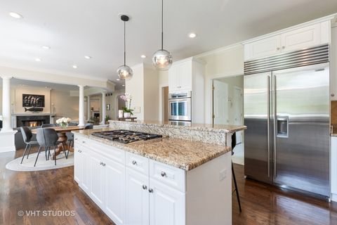 Tiny photo for 301 Belle Foret Drive, Lake Bluff, IL 60044 (MLS # 12577407)