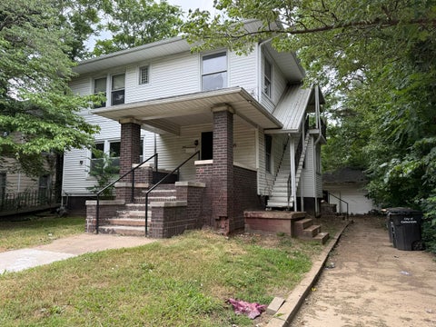 Photo of 608 W Main Street, Carbondale, IL 62901 (MLS # 12710057)