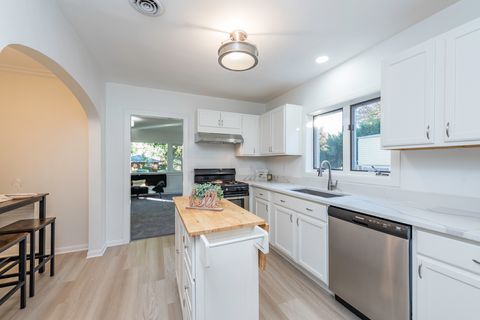 Tiny photo for 2110 Elisha Avenue, Zion, IL 60099 (MLS # 12503760)