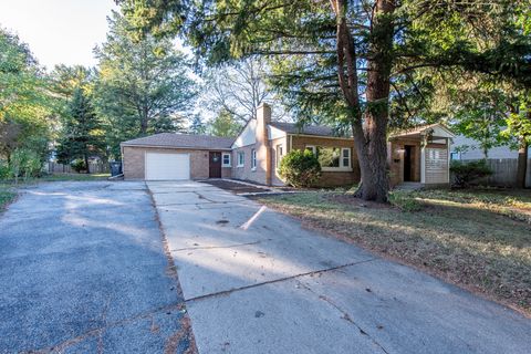 Tiny photo for 2110 Elisha Avenue, Zion, IL 60099 (MLS # 12503760)