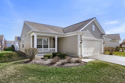 Photo of 3321 Rockwell Circle, Mundelein, IL 60060 (MLS # 12614254)