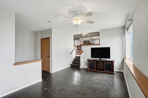 Tiny photo for 909 Mission Boulevard, Joliet, IL 60436 (MLS # 12604635)