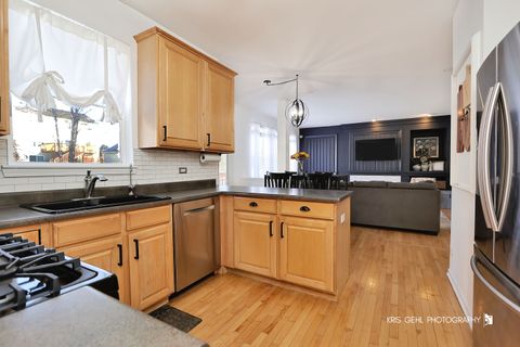 Tiny photo for 91 Rotterdam Drive, Antioch, IL 60002 (MLS # 12560453)