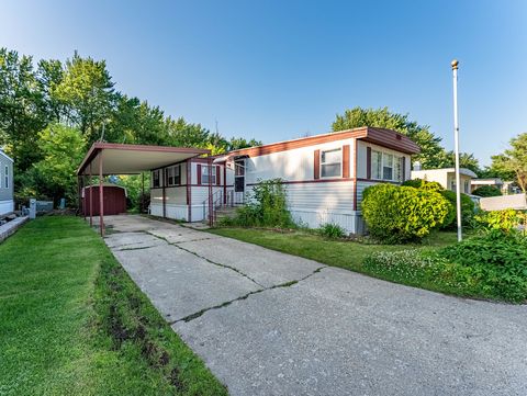 2571 Lilac Lane Sycamore IL 60178