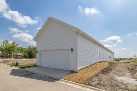 Tiny photo for 12 Redbud Row, Ottawa, IL 61350 (MLS # 12502993)