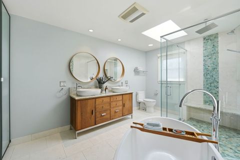 Tiny photo for 5 Middlebury Lane, Lincolnshire, IL 60069 (MLS # 12626598)