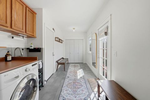 Tiny photo for 5 Middlebury Lane, Lincolnshire, IL 60069 (MLS # 12626598)