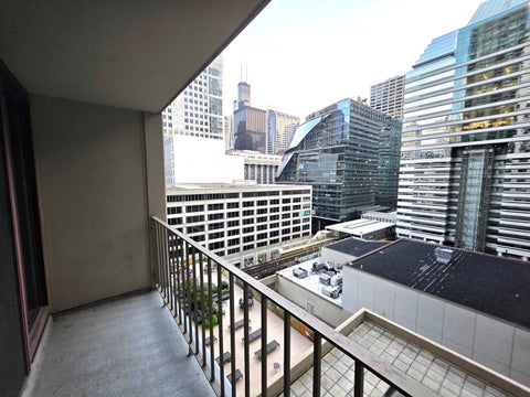Tiny photo for 200 N Dearborn Street #1107, Chicago, IL 60601 (MLS # 12733152)