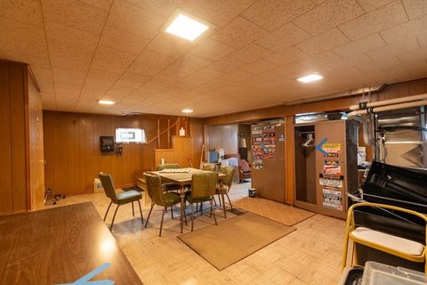 Tiny photo for 2802 Cuyler Avenue, Berwyn, IL 60402 (MLS # 12489158)