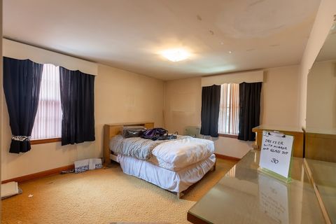 Tiny photo for 2802 Cuyler Avenue, Berwyn, IL 60402 (MLS # 12489158)