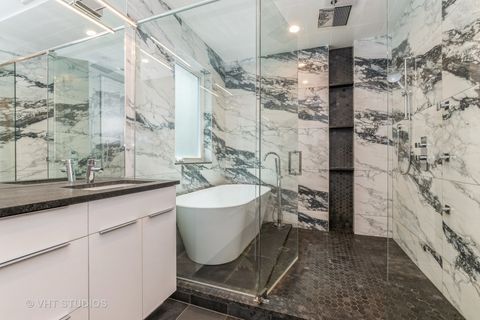 Tiny photo for 4915 S Martin Luther King Drive, Chicago, IL 60615 (MLS # 12438038)