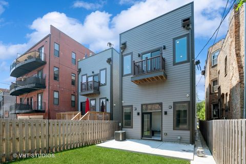 Tiny photo for 4915 S Martin Luther King Drive, Chicago, IL 60615 (MLS # 12438038)
