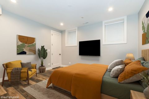 Tiny photo for 4915 S Martin Luther King Drive, Chicago, IL 60615 (MLS # 12438038)