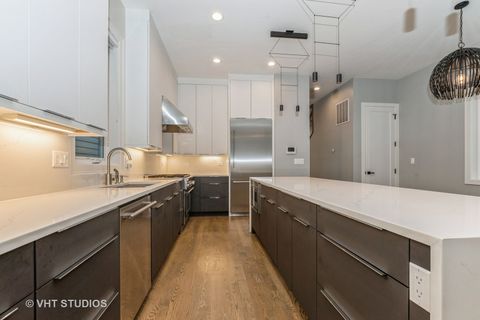 Tiny photo for 4915 S Martin Luther King Drive, Chicago, IL 60615 (MLS # 12438038)