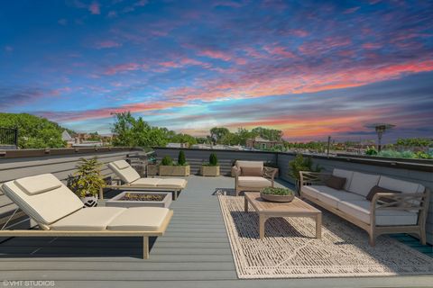 Tiny photo for 4915 S Martin Luther King Drive, Chicago, IL 60615 (MLS # 12438038)