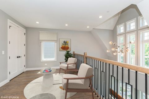 Tiny photo for 4915 S Martin Luther King Drive, Chicago, IL 60615 (MLS # 12438038)