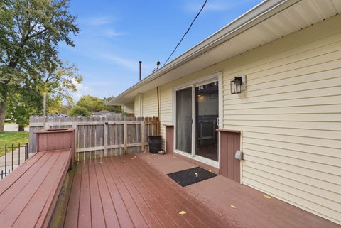 Tiny photo for 3775 29th Street, Bettendorf, IA 52722 (MLS # 12786934)