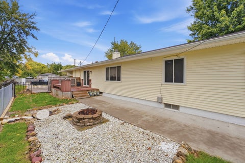 Tiny photo for 3775 29th Street, Bettendorf, IA 52722 (MLS # 12786934)